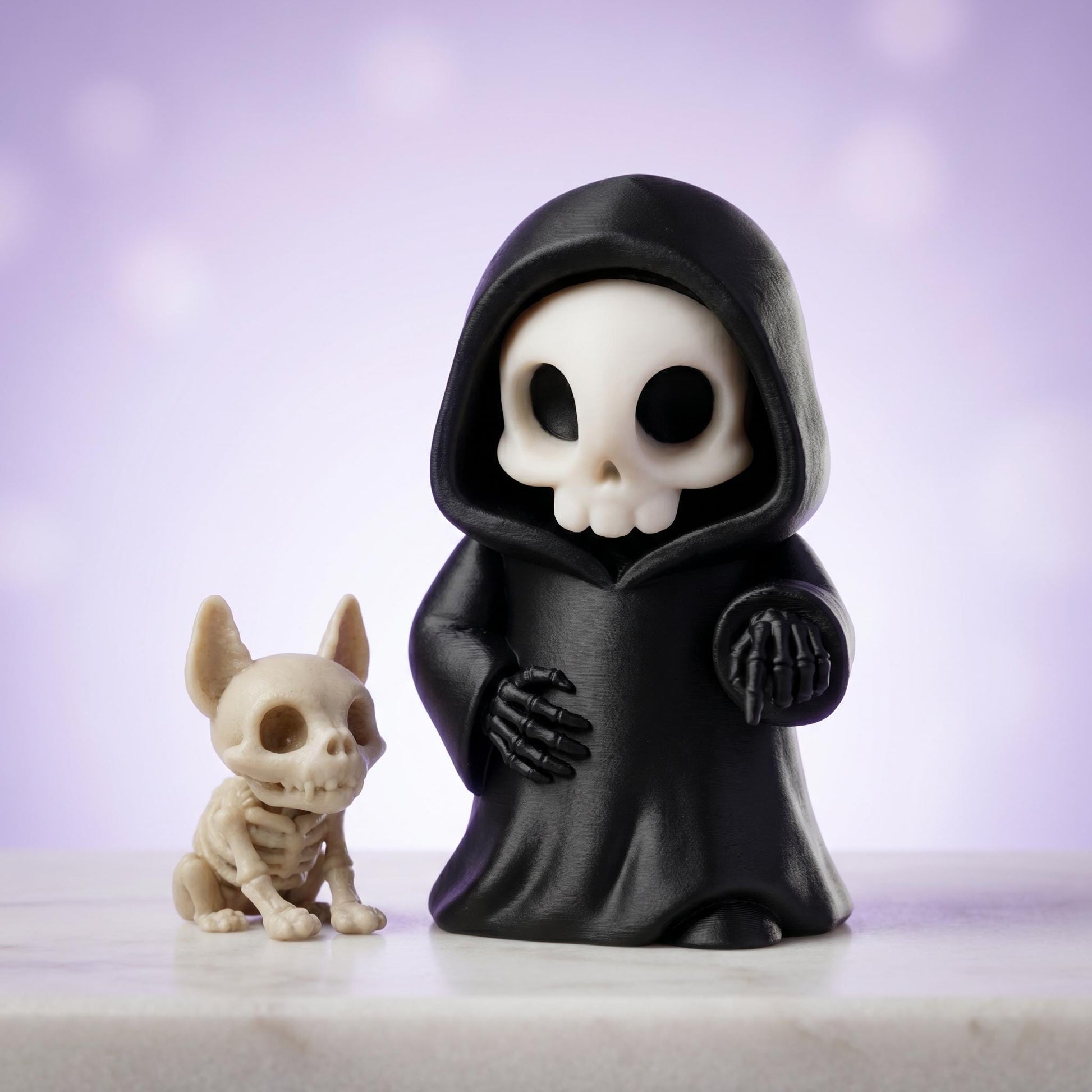 Sensenmann-Figur mit kleinem Skelett-Hund an seiner Seite – 3D-gedrucktes Gothic-Duo