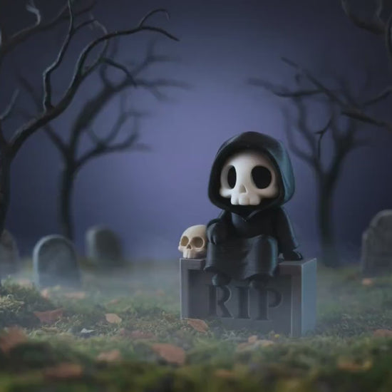 Sensenmann auf Grabstein – Gothic Mini-Figur – Produktvideo