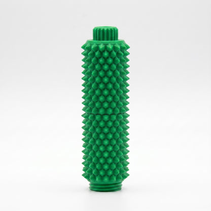 Grünes Spiky Clicker Fidget Toy aus 3D-gedrucktem PLA mit geriffeltem Drehknopf und gleichmäßigen taktilen Stacheln.