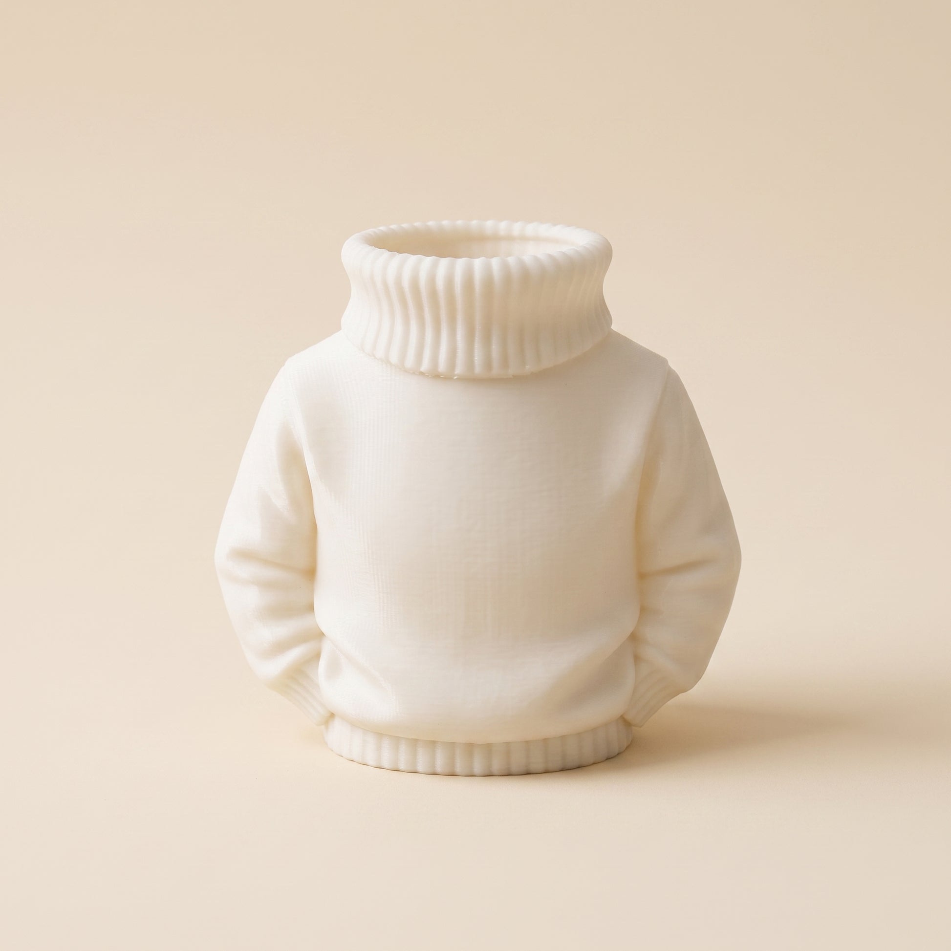 Stiftehalter im Kleidungs-Design – Motiv wählbar – Produktfoto auf Creme-Hintergrund